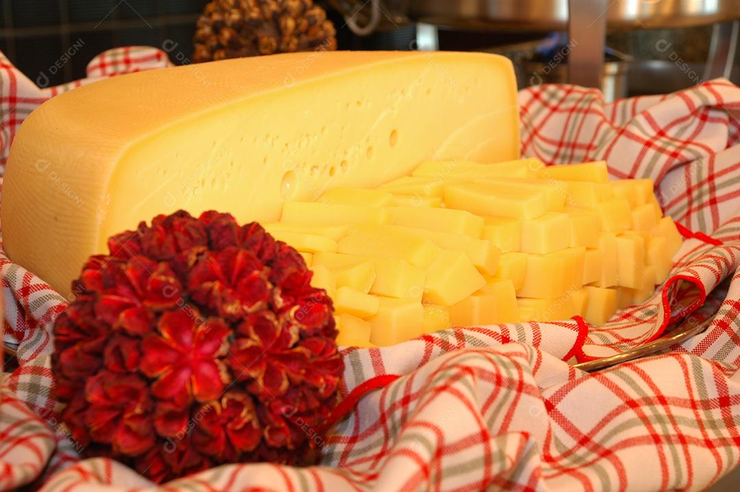 Cheese cut into slices food mesa