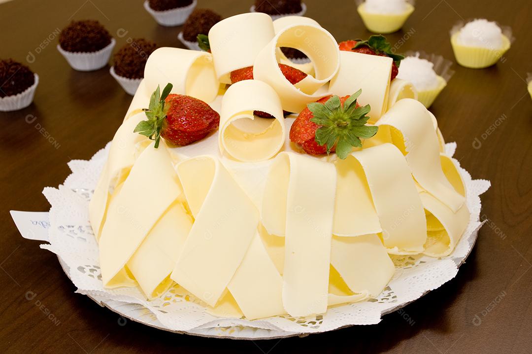 bolo de chocolate branco