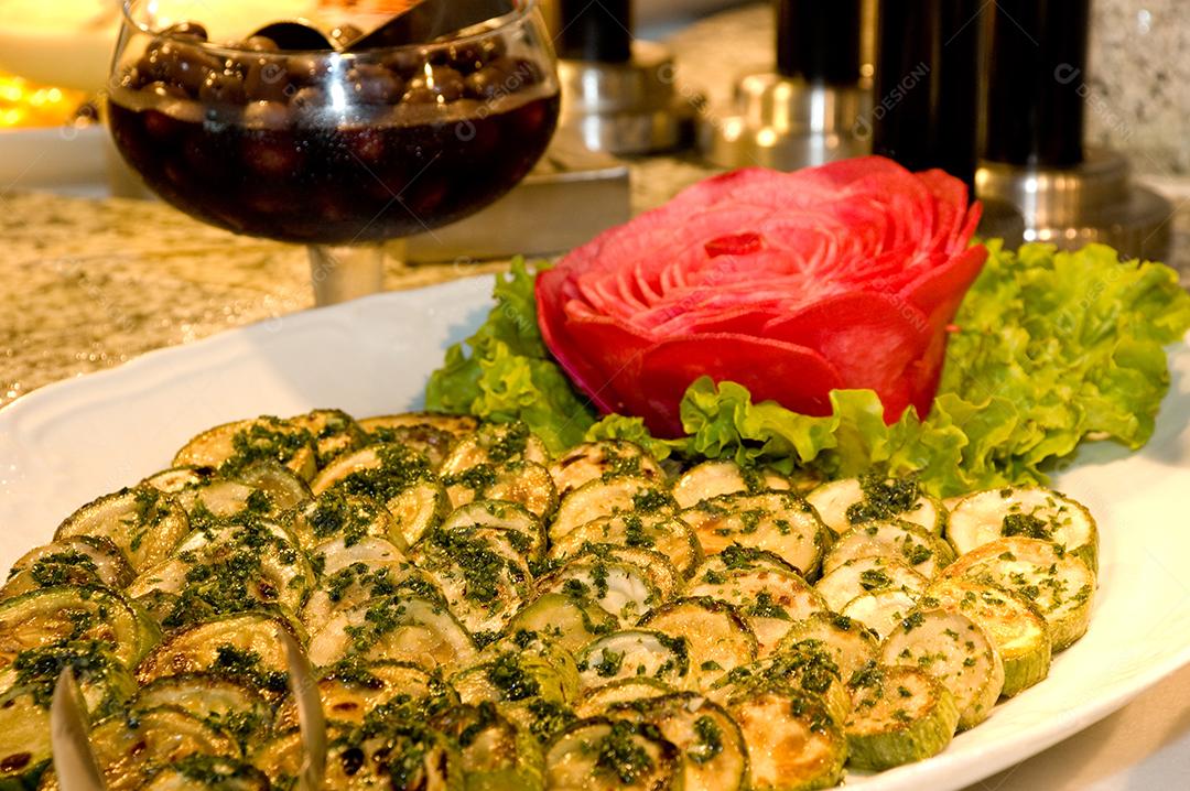 Rolos de frango assados