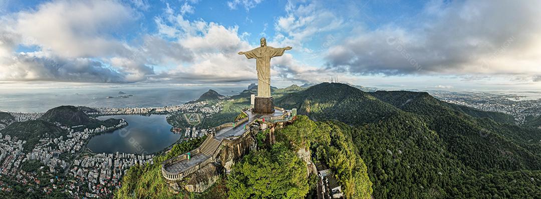 Rio de Janeiro, Brasil. Cristo redentor. Cidade do horizonte do Rio de Janeiro.