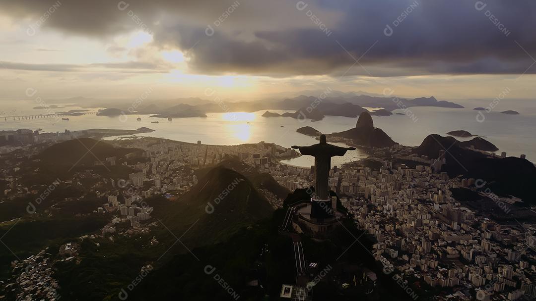 Rio de Janeiro, Brasil. Cristo redentor. Cidade do horizonte do Rio de Janeiro.