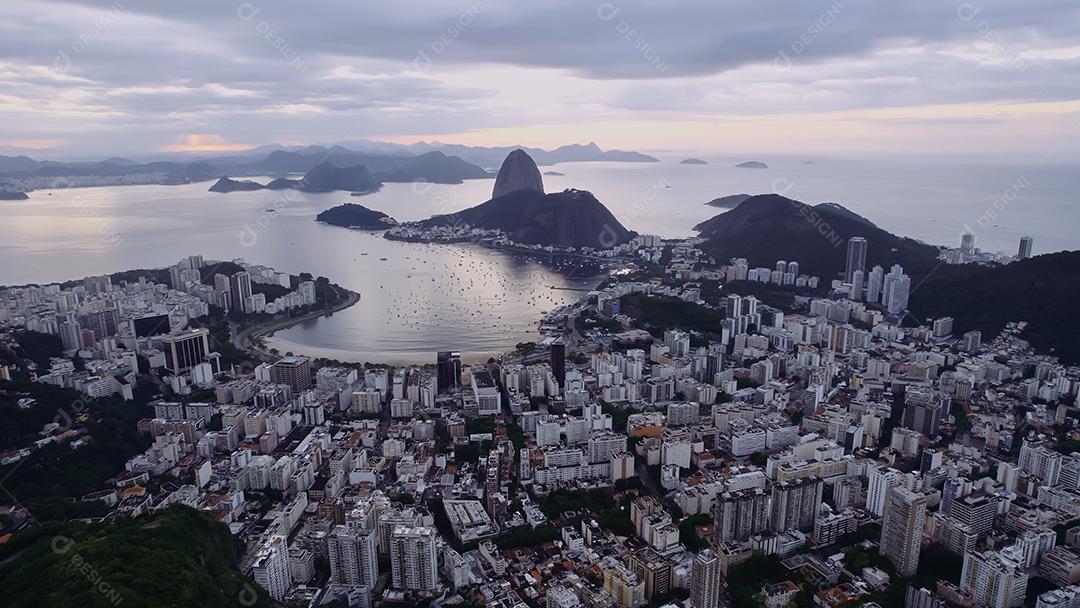 Rio de Janeiro, Brasil. Cristo redentor. Cidade do horizonte do Rio de Janeiro.