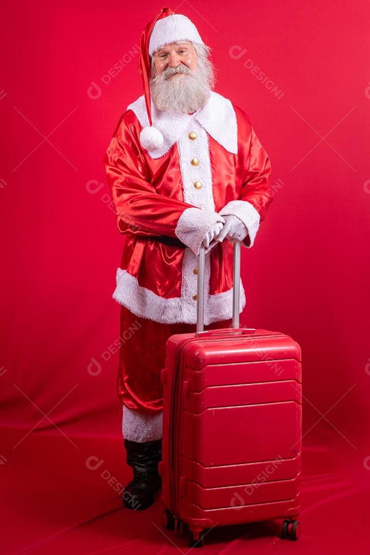 Papai Noel vai de férias no verão