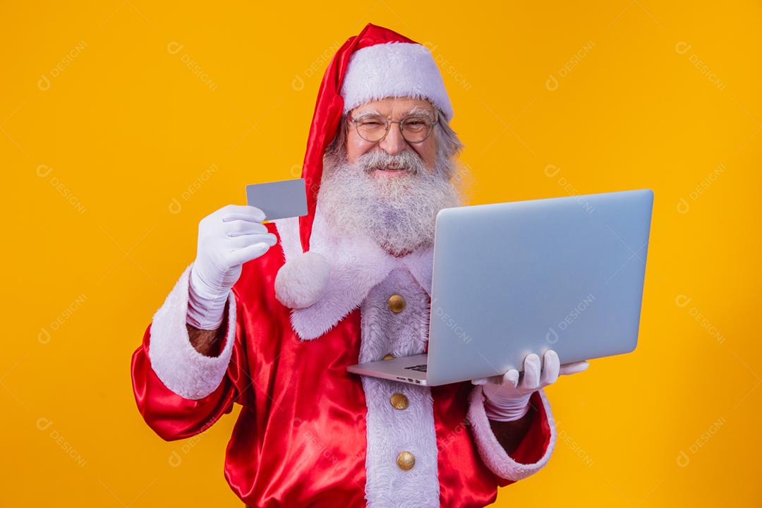 Papai Noel comprando online. Papai Noel comprando online
