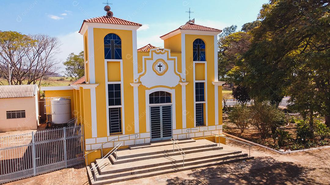 Imagem da Igreja Paroquial de Santa Luzia na cidade de Luís Antonio