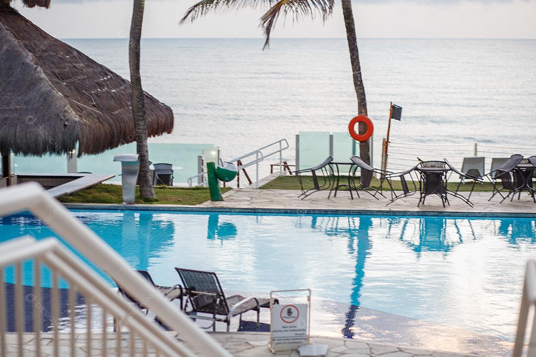 foto da área de lazer do hotel. Foto da piscina do hotel. Conceito de férias e viagens