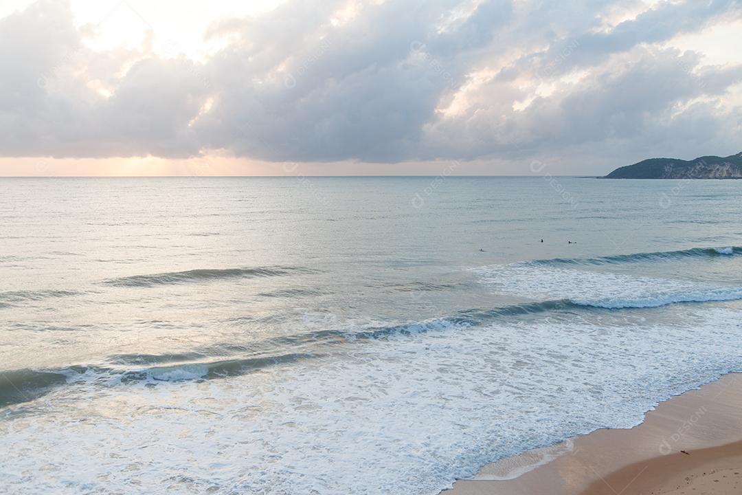 bela paisagem do oceano. Céu e mar