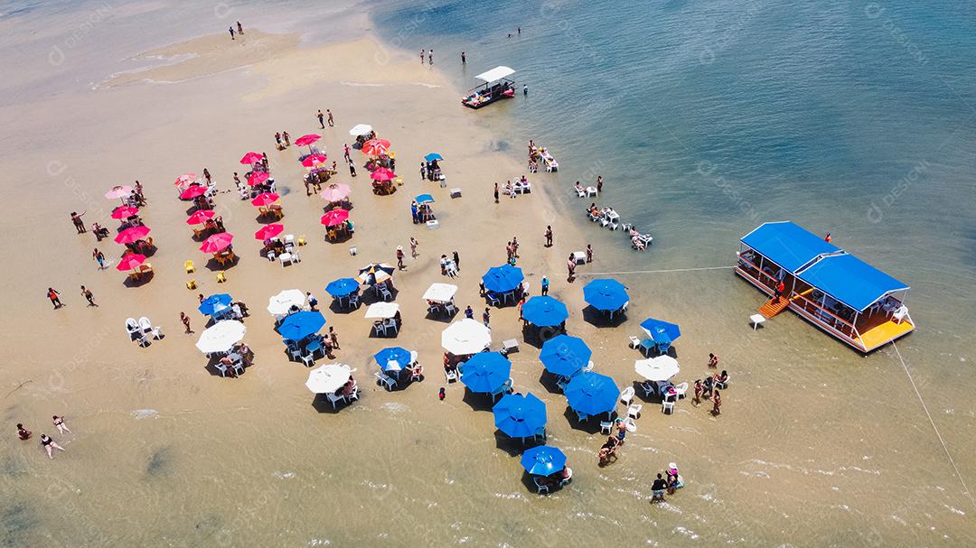 Natal, Rio Grande do Norte, Brasil - 12 de março de 2021: Lagoa de guaraíras em Tibau do sul