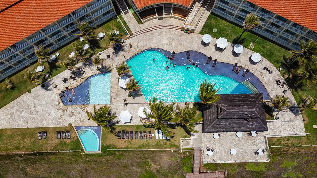 Natal, Rio Grande do Norte, Brasil - 12 de março de 2021: Imagem aérea do hotel Aram Praia Marina