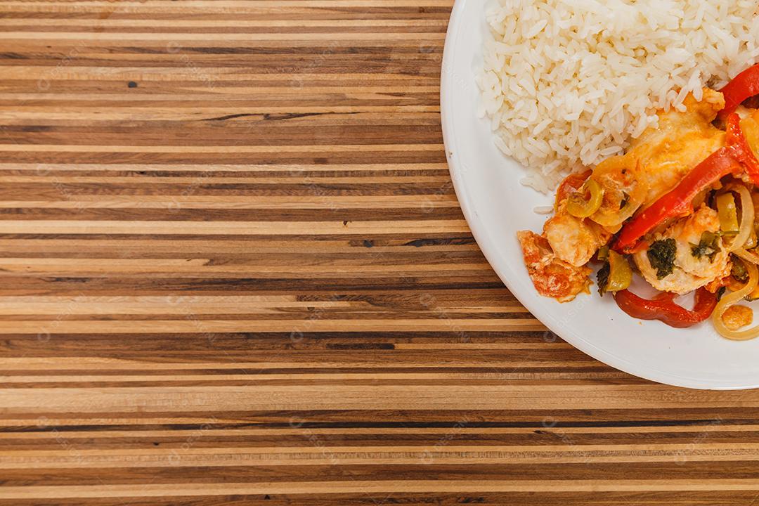 Prato Delicioso de bacalhau com arroz