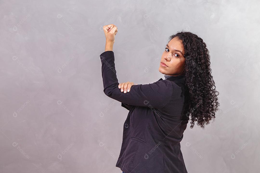 Mulher Empresária empoderada e forte de negócios