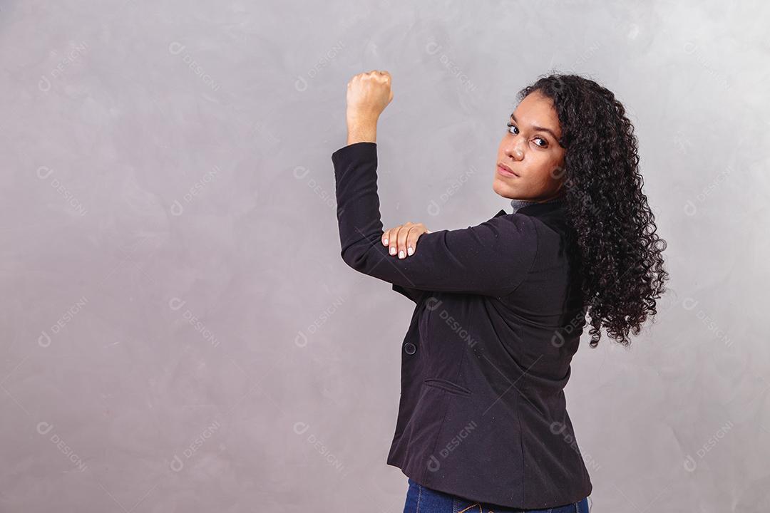 Mulher Empresária empoderada e forte de negócios