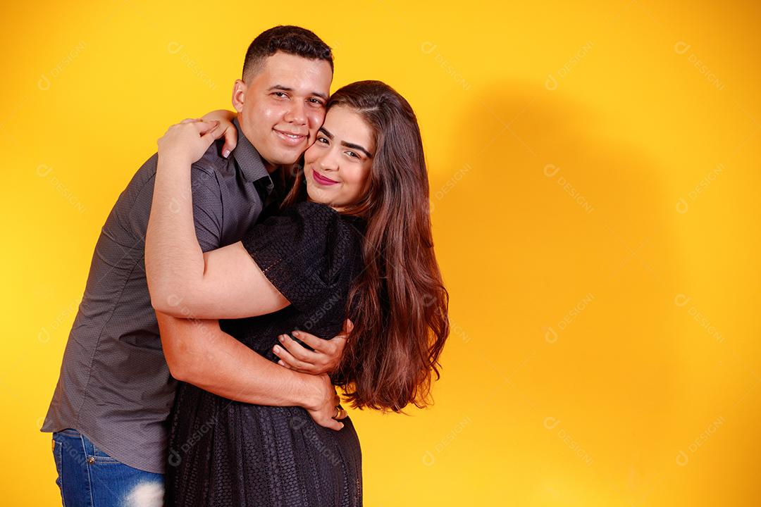 Casal de Amantes Apaixonados