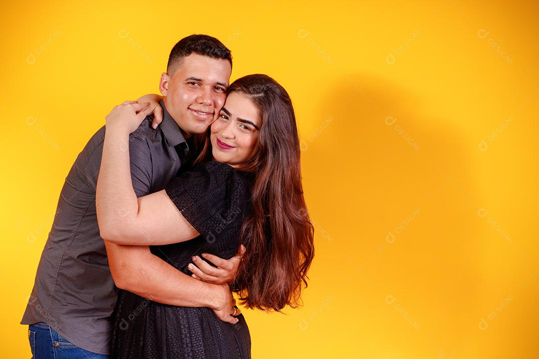 Casal de Amantes Apaixonados