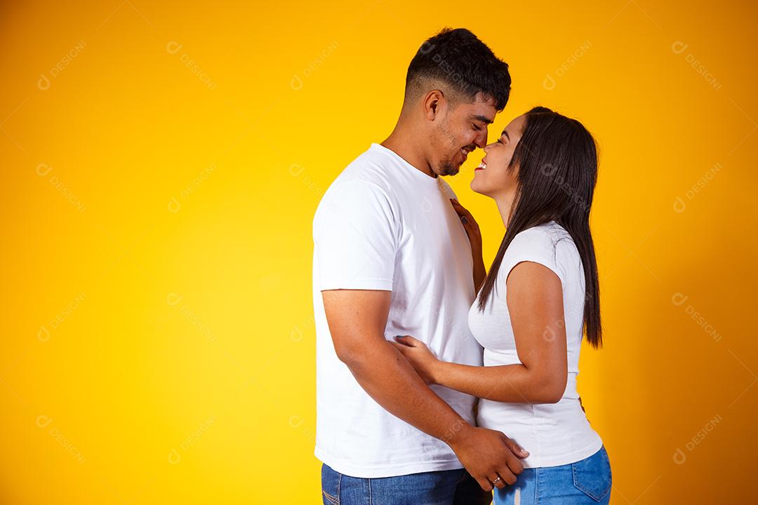 Casal de Amantes Apaixonados