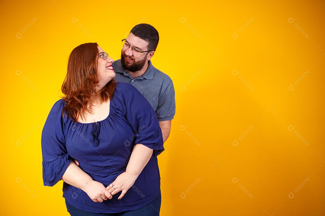 Casal de Amantes Apaixonados