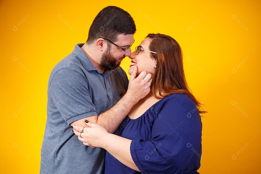 Casal de Amantes Apaixonados