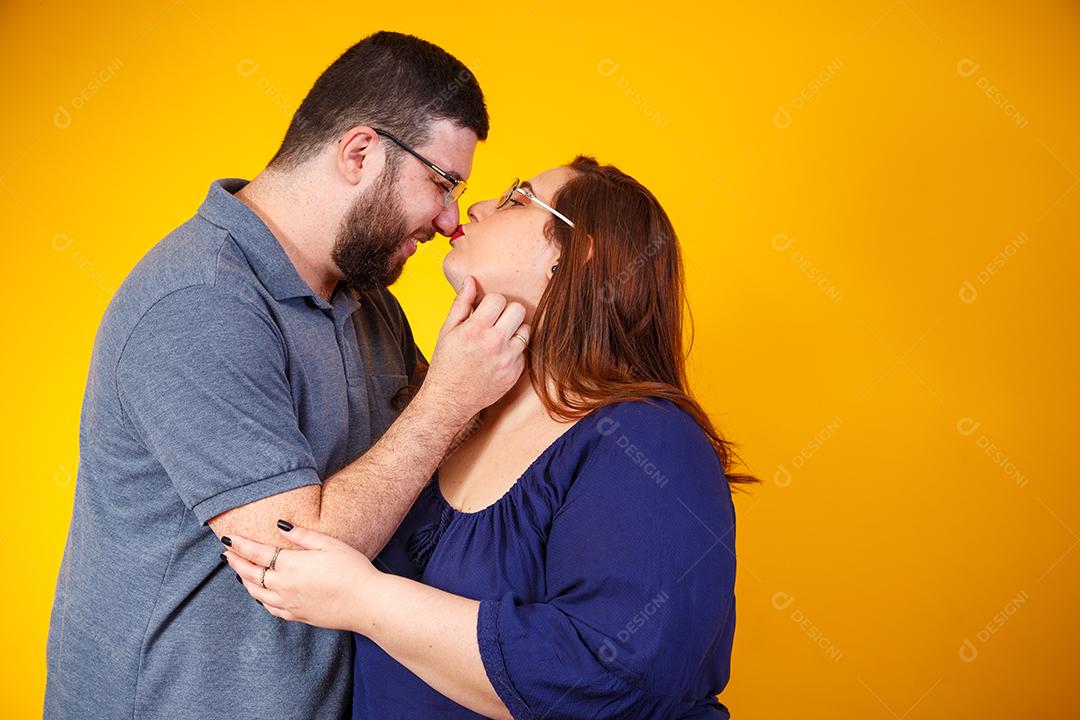 Casal de Amantes Apaixonados