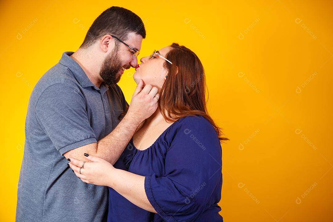 Casal de Amantes Apaixonados