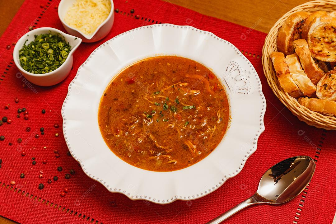 Delicioso caldo de batata com bacon, feijão branco, sopa de batata com bacon e feijão branco, Gastronomia, comidas brasileiras de inverno