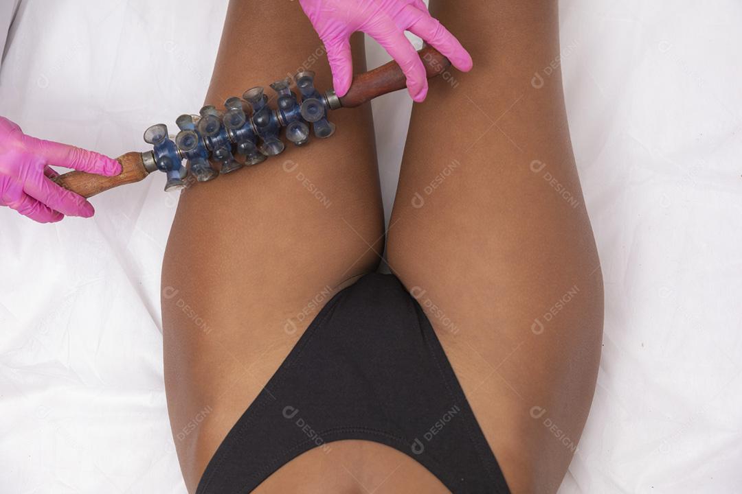 Massagem turbinada para perca de medidas e diminuição de celulites