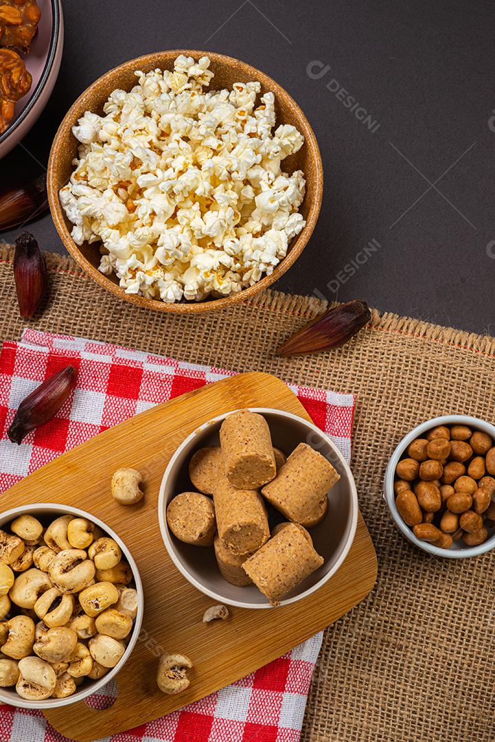 Doces típicos da festa junina brasileira