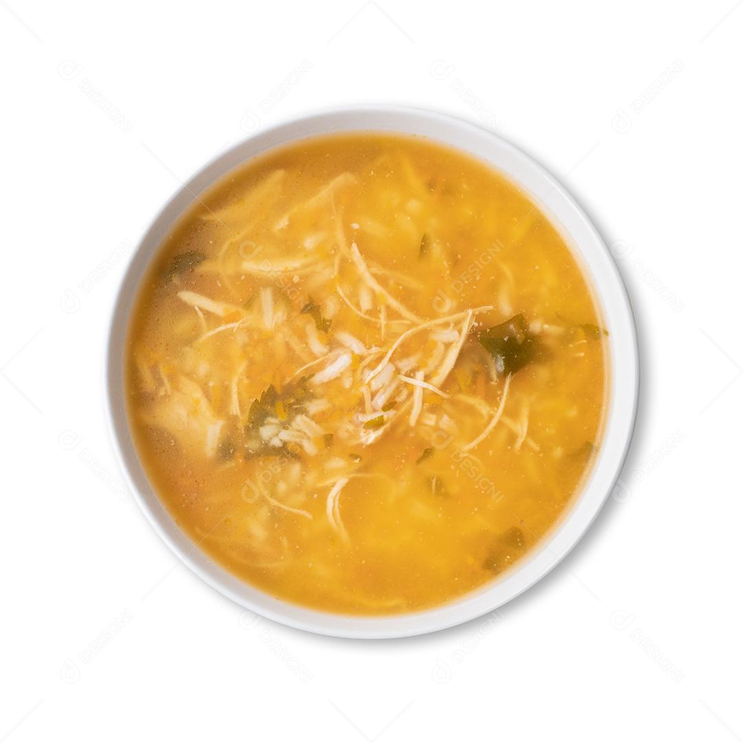 Sopa de galinha em uma tigela isolada sobre fundo branco