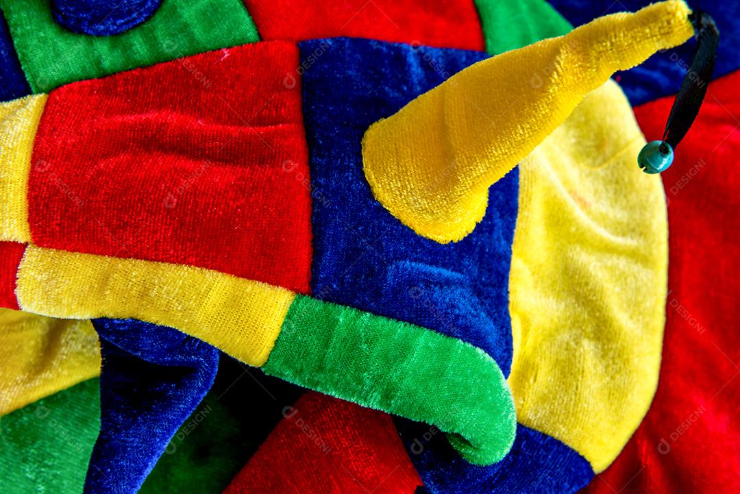 Conceito de carnaval brasileiro, fundo de textura de chapéu colorido