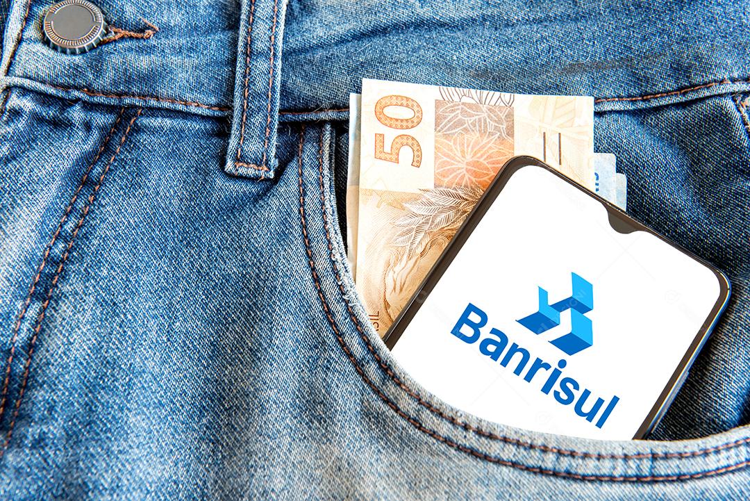 Banrisul Banco brasileiro, Dinheiro e Smartphone com o aplicativo Banrisul