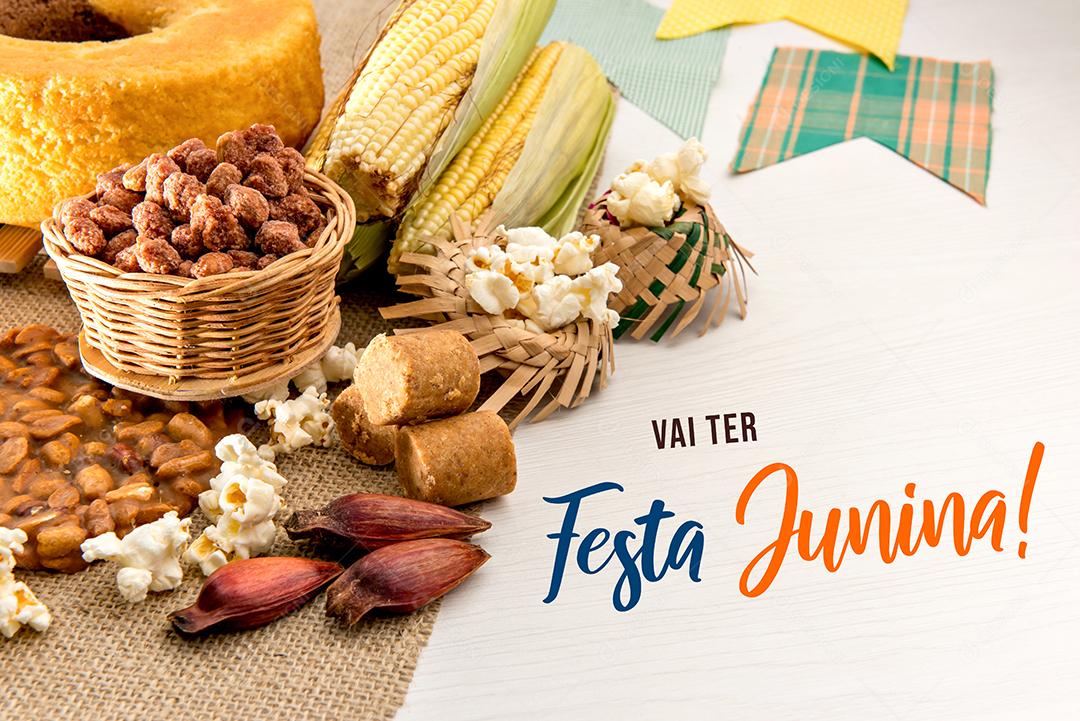 Mesa de festa de junina Típica festa brasileira de junho Bolo amendoim pipoca e pinhões