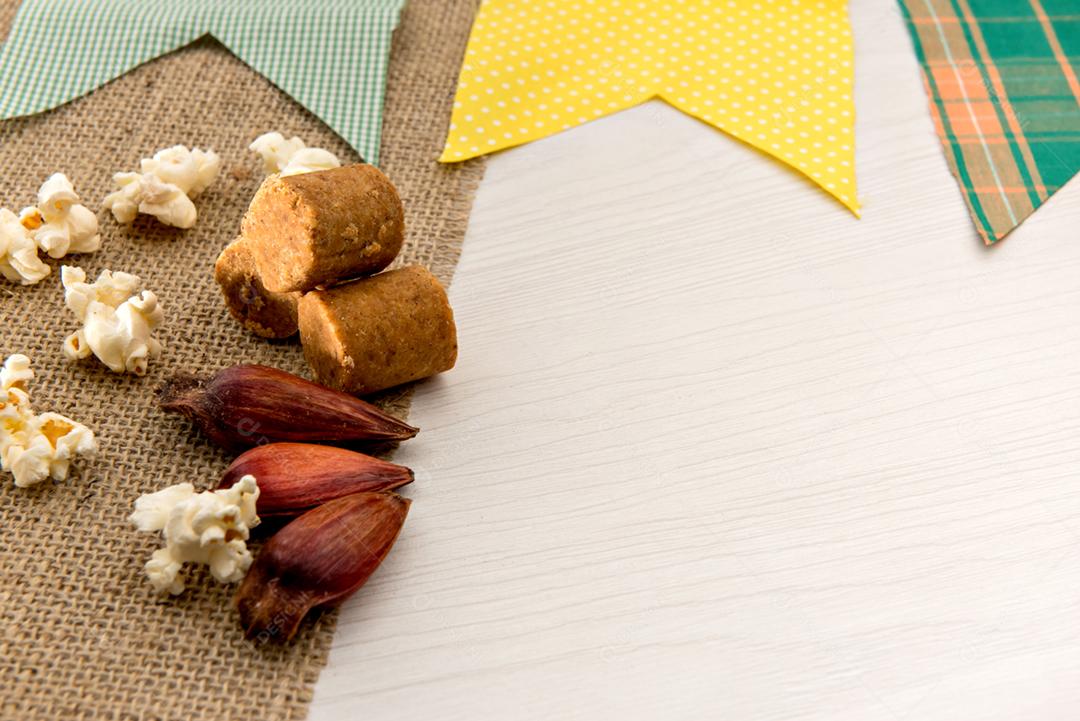 Mesa de festa junina Festa típica brasileira de junho.