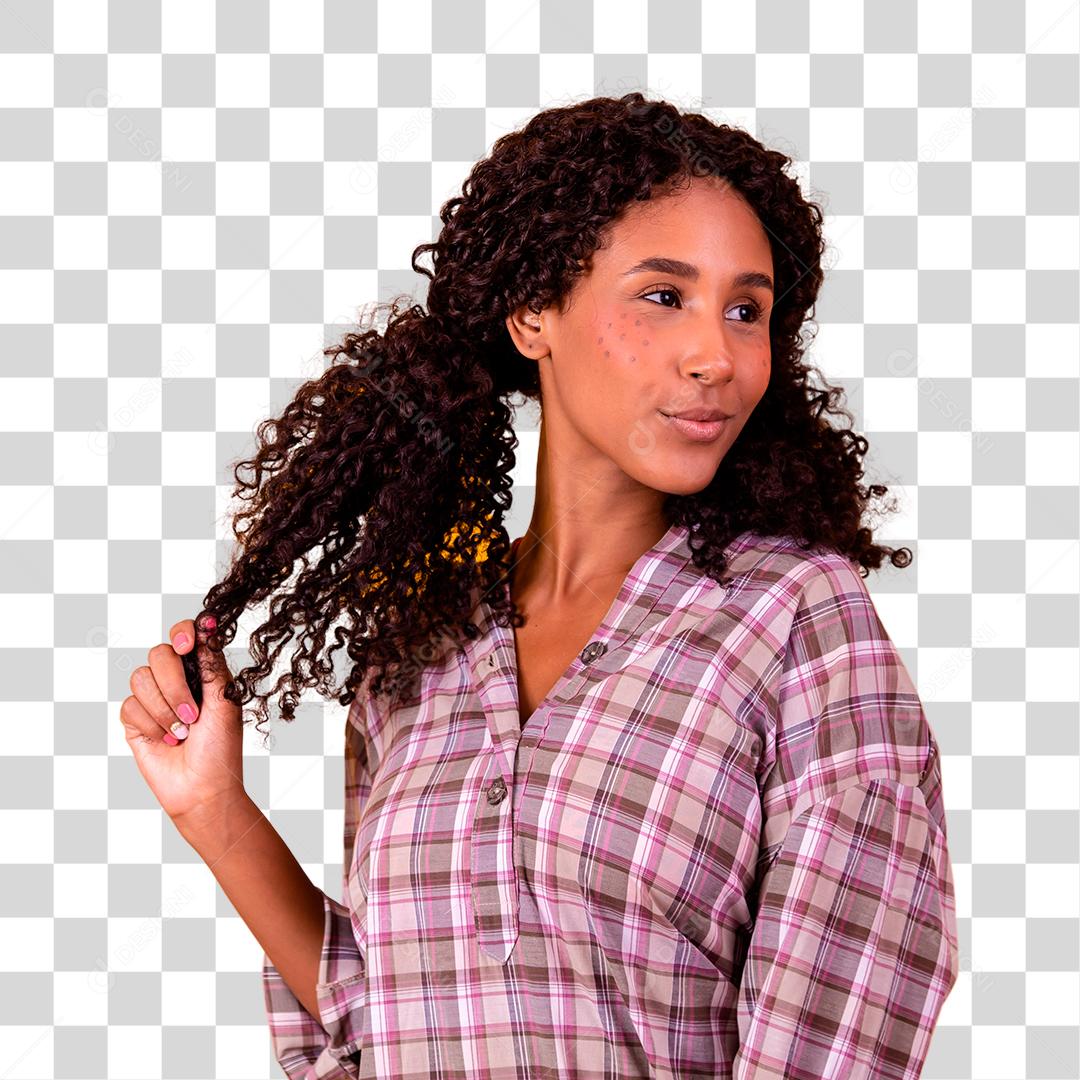 Linda Jovem vestida para festa junina segurando seu cabelo cacheado São João