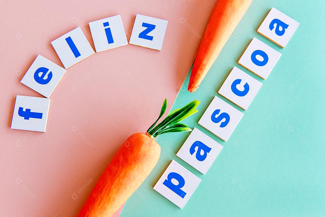 Decoração de Páscoa com fundo rosa e verde, cenouras