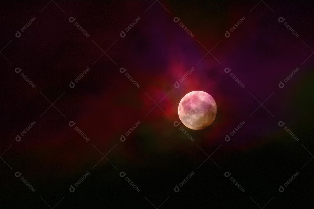 Lua cheia astronomia céu estralados nuvens noites