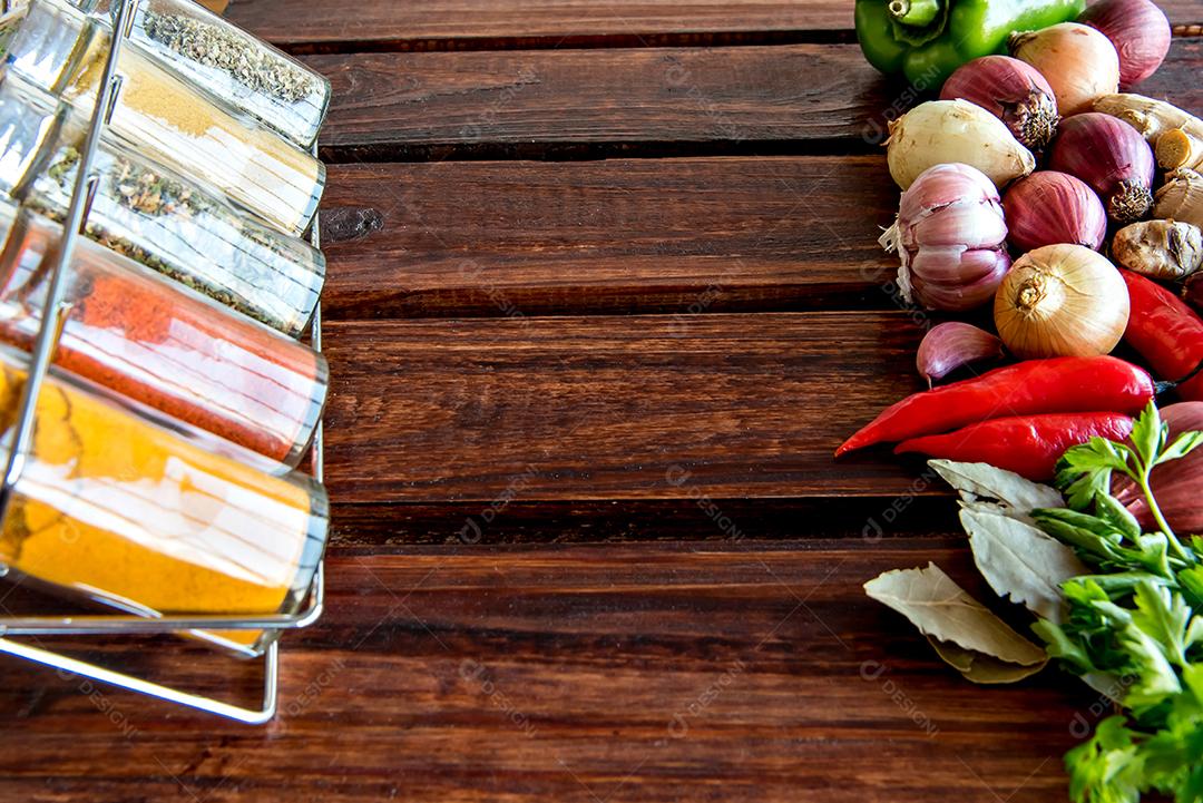 Diferentes temperos e especiarias para cozinhar