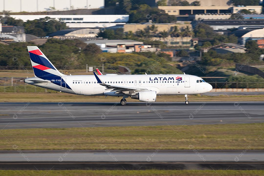 Qatar estacionado na manutenção do GRU AIRPORT, 30 de maio de 2022, São Paulo, Brasil.