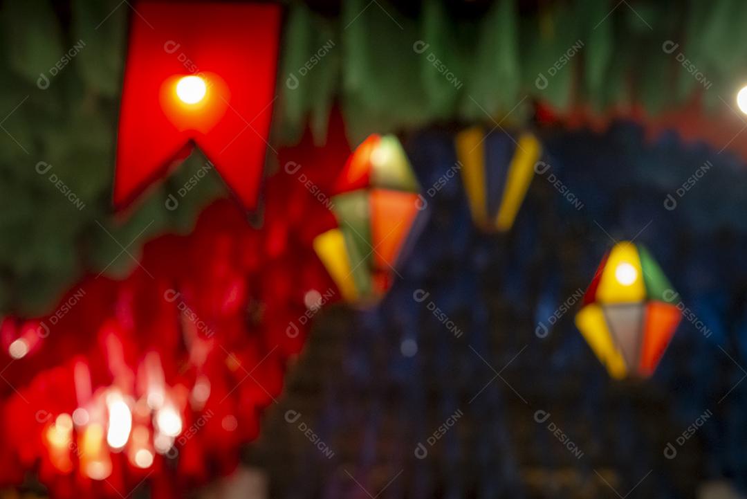 Varal com bandeiras de festa junina são joão