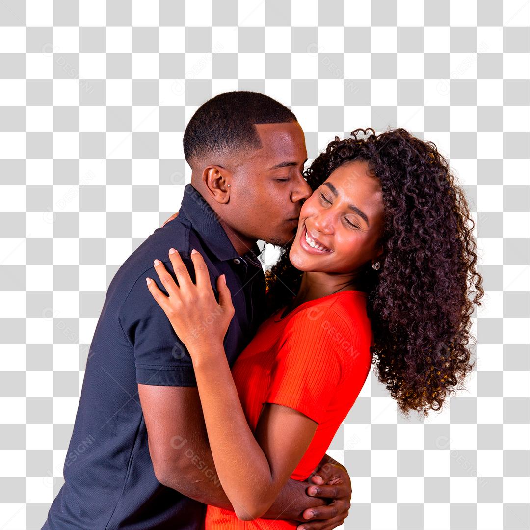 Lindo casal alegre de afro-americanos apaixonado