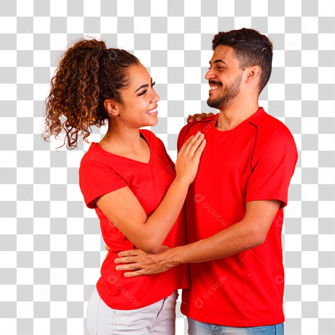 Casal com roupas vermelha sorrindo um para o outro PNG Transparente