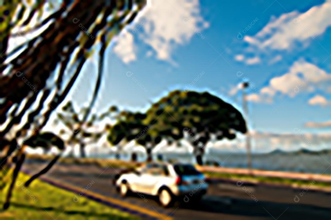 carro de passeio em rodovia urbana