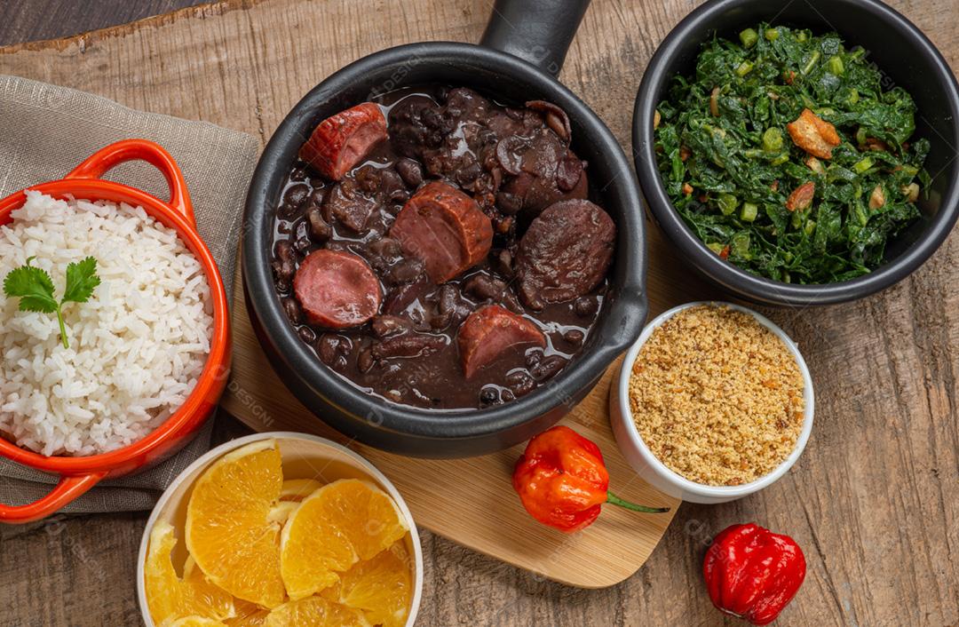 FEIJOADA: cozinha típica e tradicional brasileira, harmonizada
