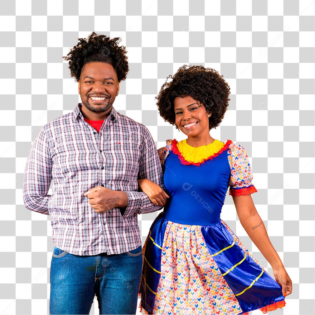 Lindo casal com roupas típicas de festa junina são João