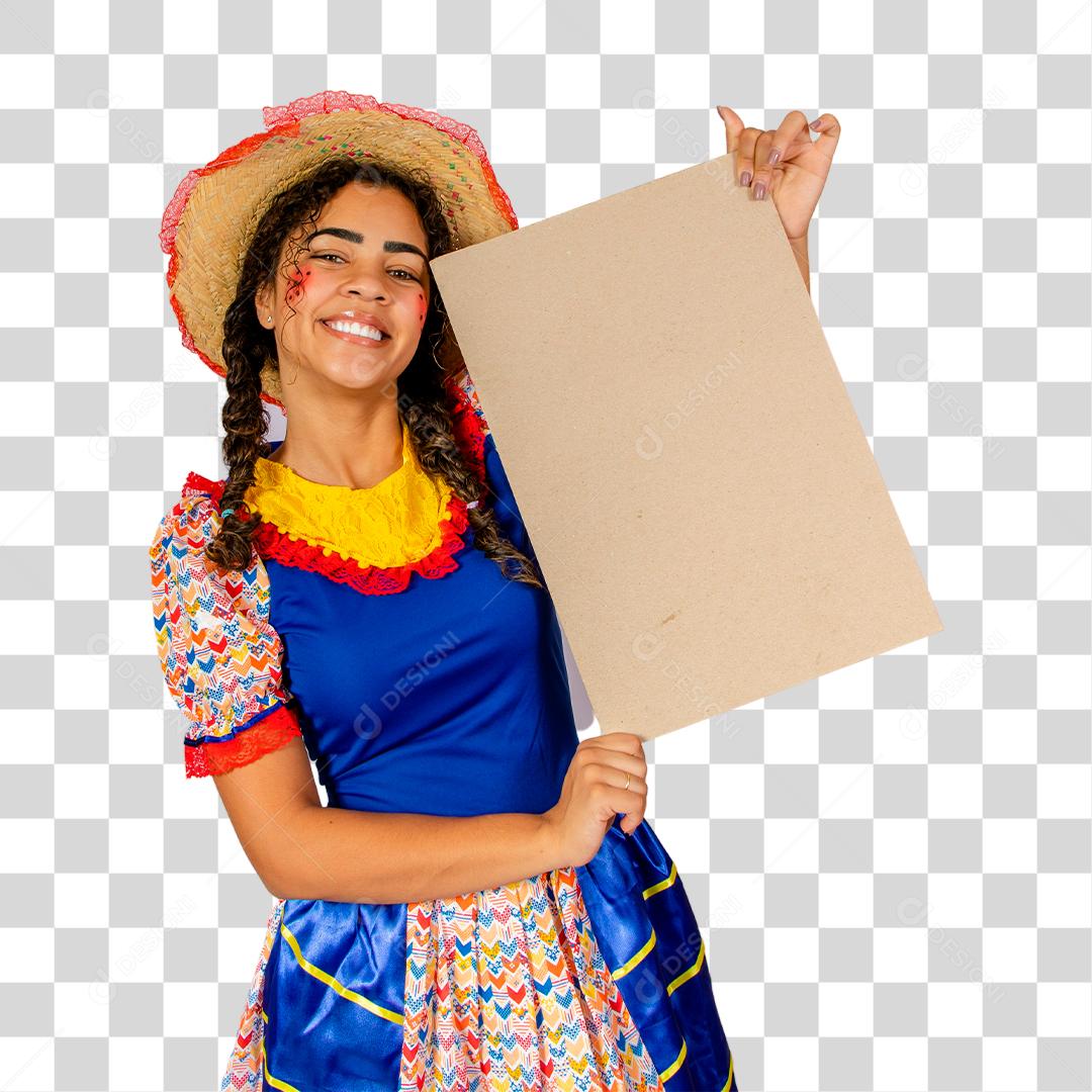 Linda mulher vestida com roupa de festa junina segurando quadro