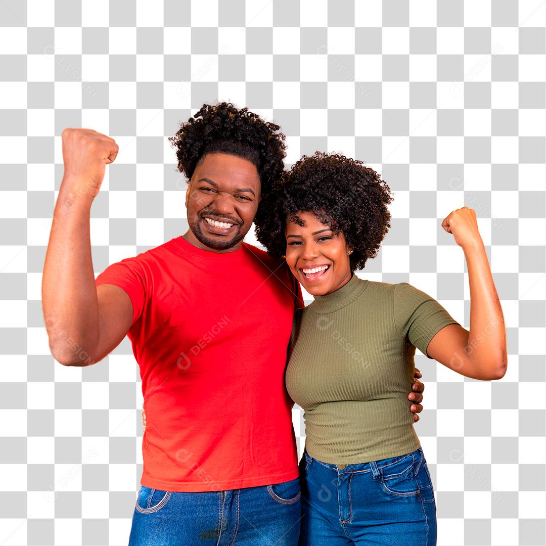 Lindo casal afro comemorando