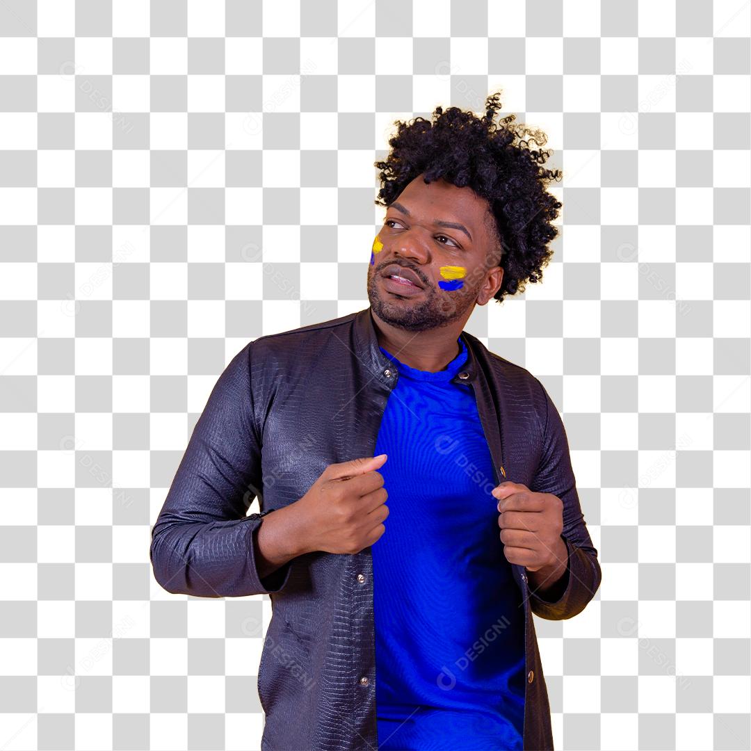 homem negro com o rosto pintado com cores azuis e amarelas