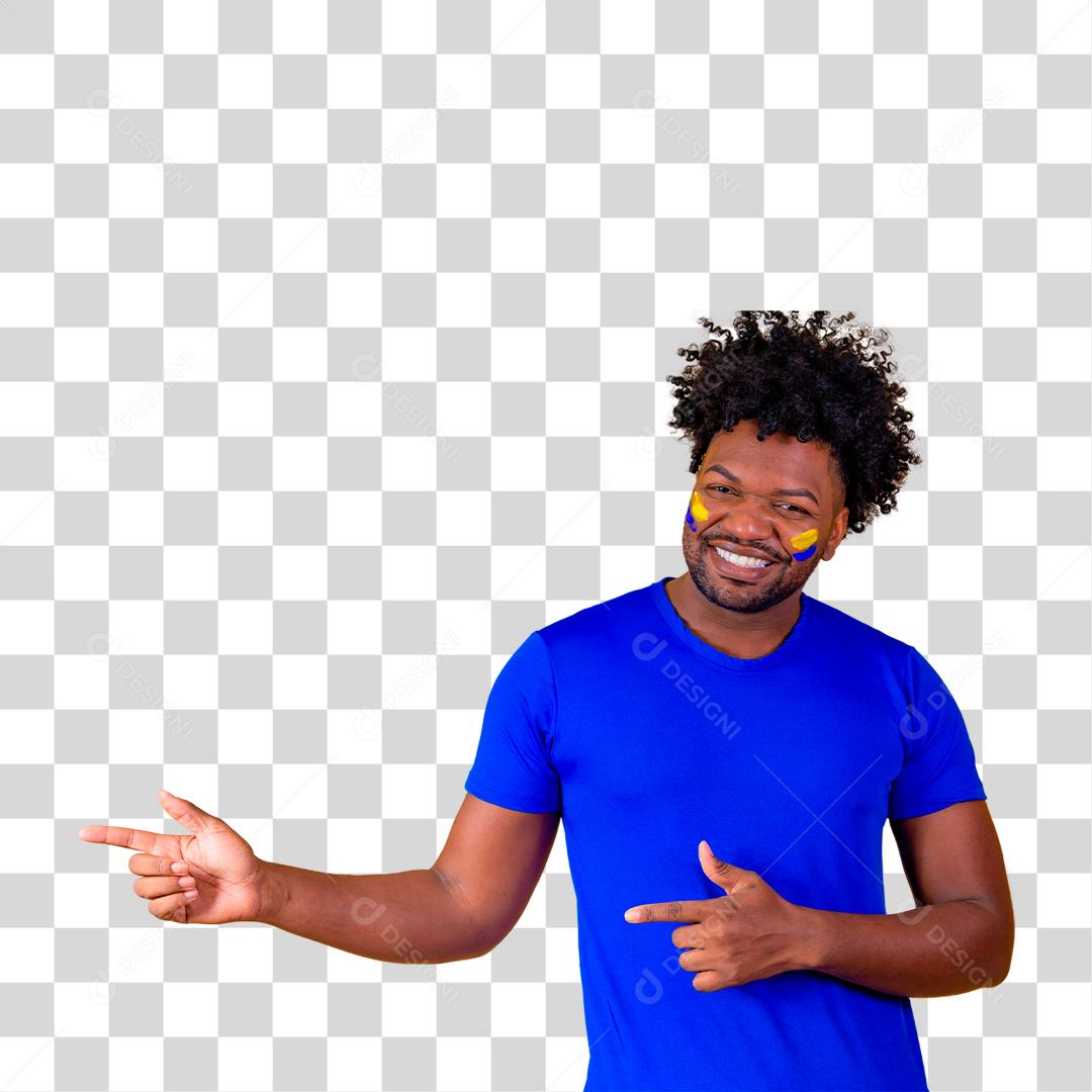 homem negro com o rosto pintado com cores azuis e amarelas