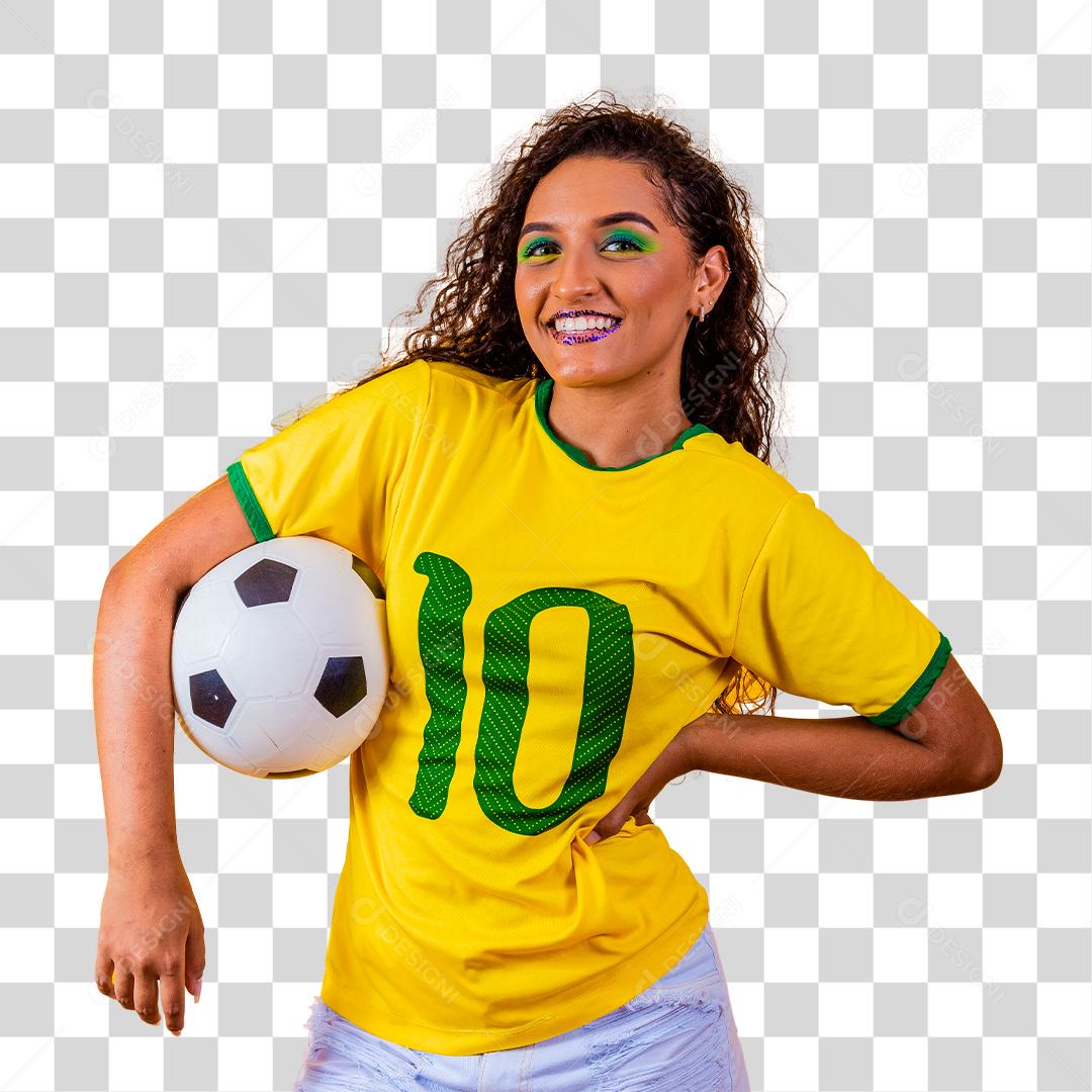 Bela torcedora brasileira com uma bola de futebol