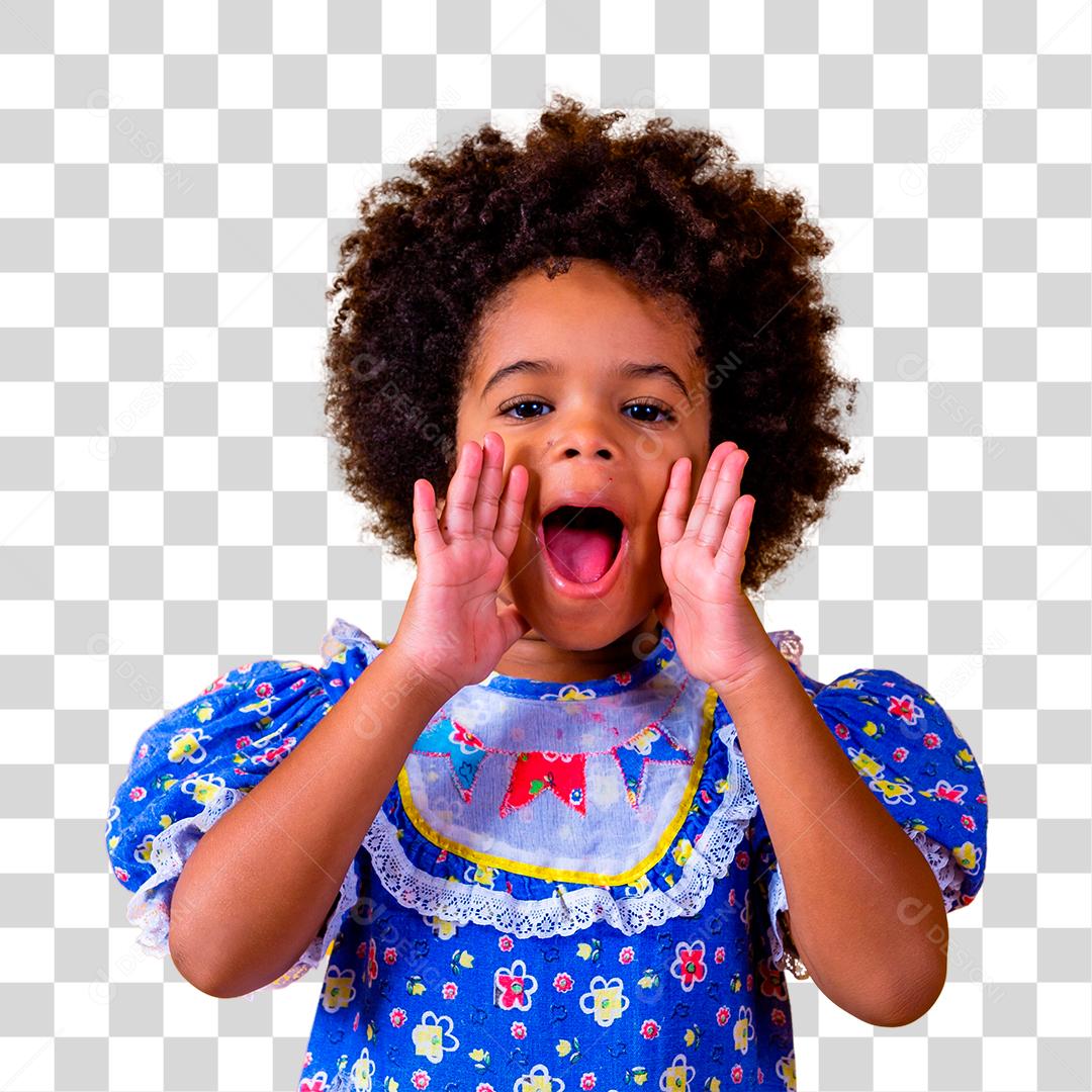 Linda Criança morena chamando para são joão