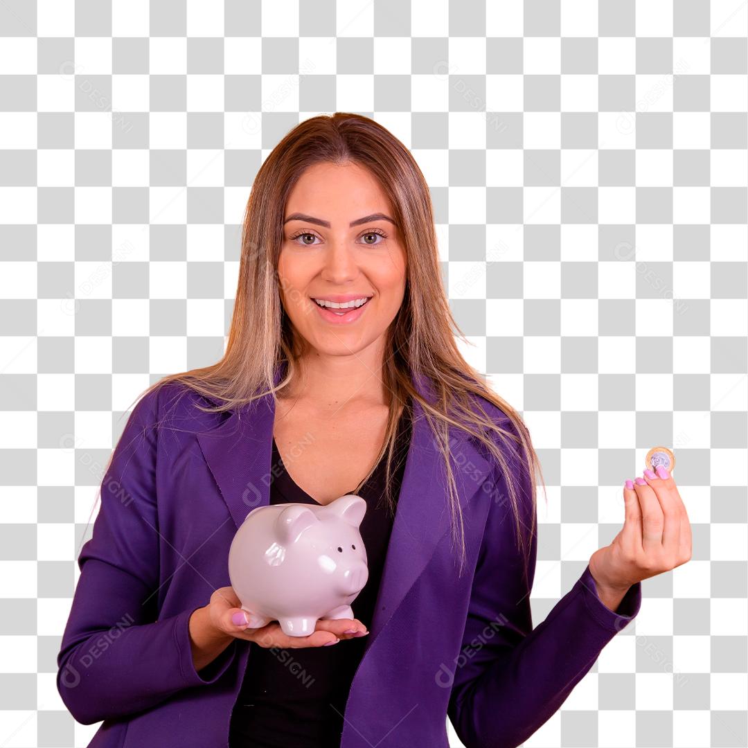 Mulher loira colocando moedas em porquinho para poupar