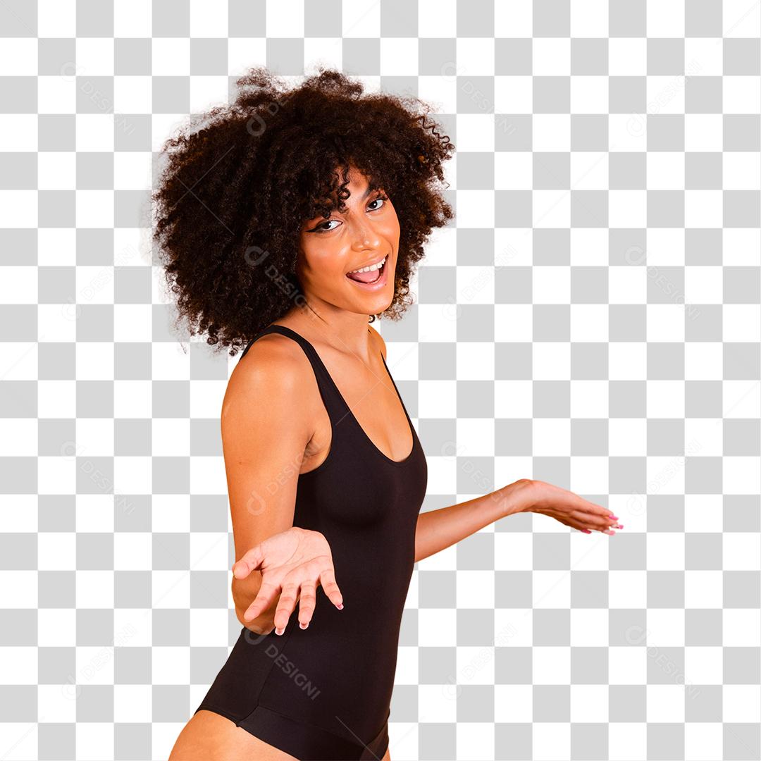 Mulher inconsciente levanta as palmas das mãos hesitantemente